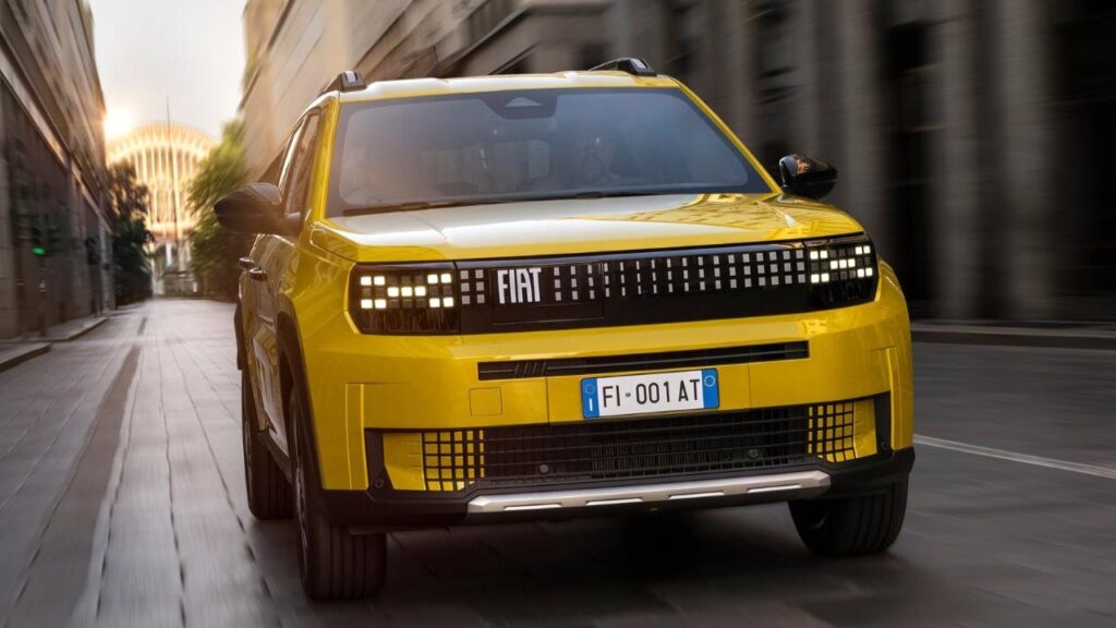 Fiat-Grande-Panda-2024-2025-odmrazovani-okna-problem