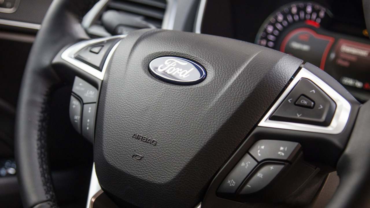 Ford-Mondeo-telematika-kba