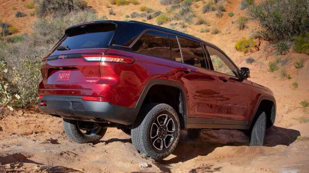 Jeep-Grand_Cherokee-2022-tlumice-kba