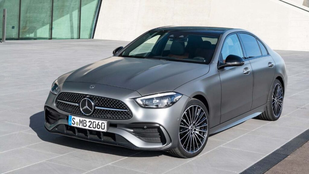 Mercedes-Benz-C-Class-2022-2025-podvozek-zraneni