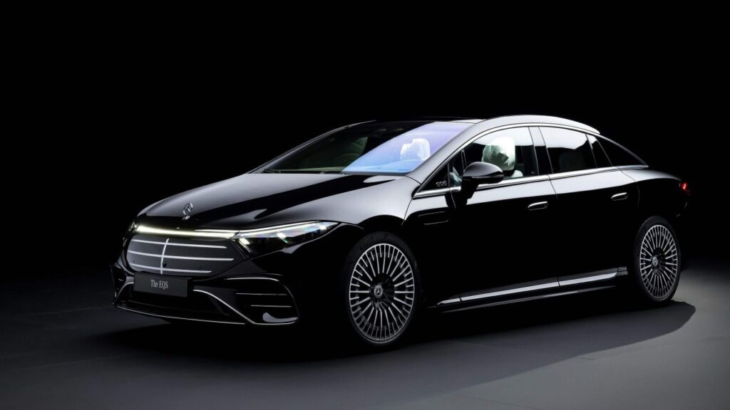 Mercedes-Benz-EQS-2022-2025-podvozek-zraneni