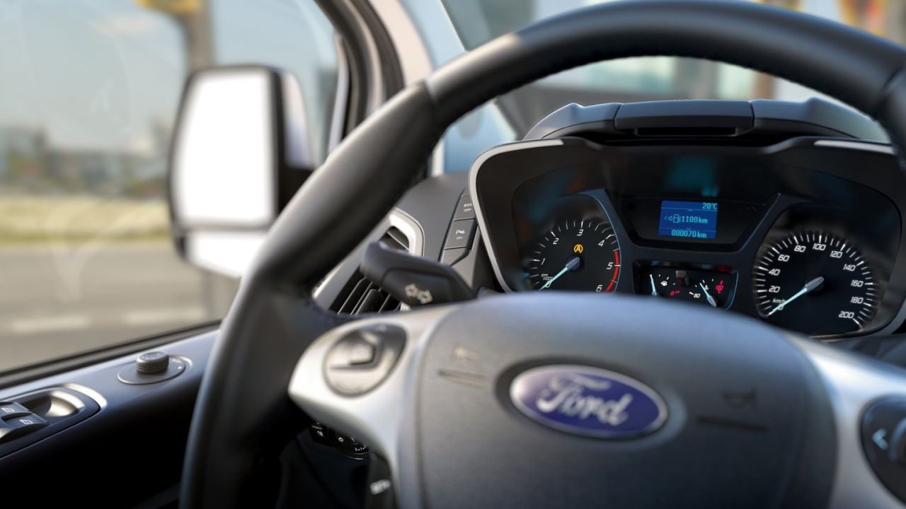 Ford-Tourneo_Custom-zrcatko