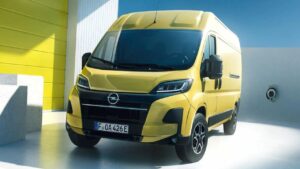Opel-Movano-2024-2025-elektronika-zraneni