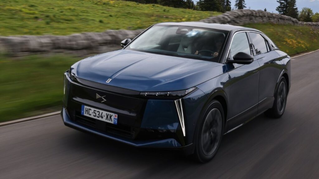 DS-8-2026-ev-hybrid-pozar